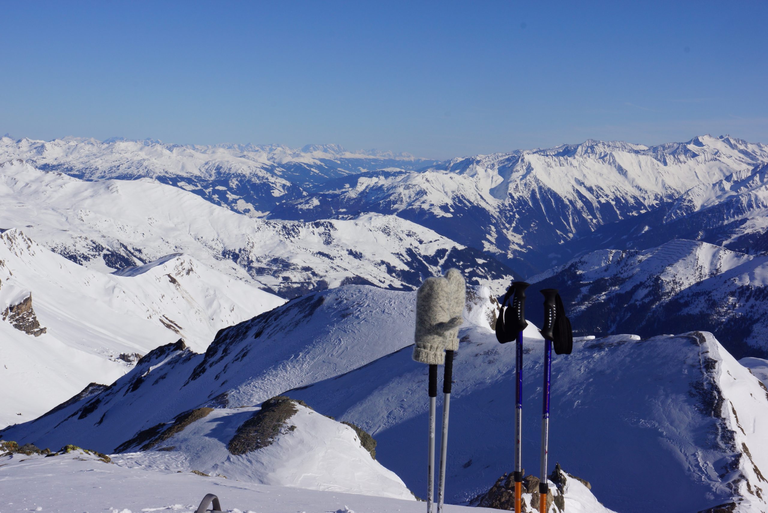 Skitouren-Wochenende zwischen 1000 Spitzkehren und 2857m über dem Meer